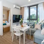 Skypark Bangtao, Laguna 2 Bedroom Apartment 5 Minutes From The Beach